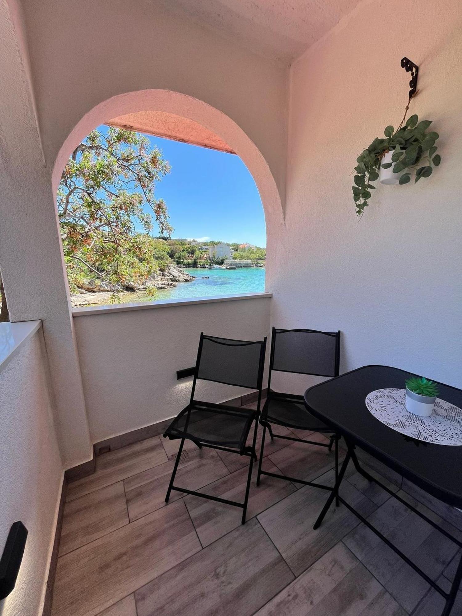 Apartments By The Sea Potocnica, Pag - 222 ノヴァリャ エクステリア 写真